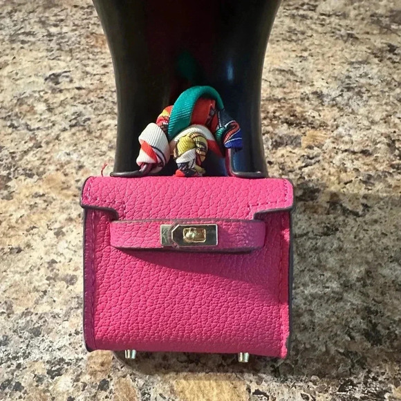 Mini Handbag Charm Or Ear Pods Faux Leather Rose Color NWOT - Picture 5 of 9